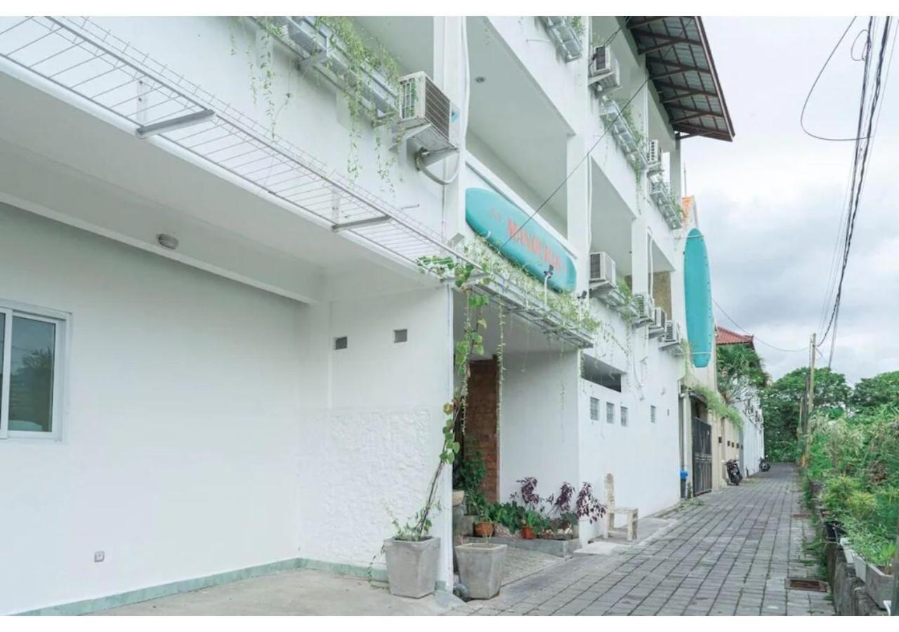 New Mandurah Homestay Canggu  Exterior photo